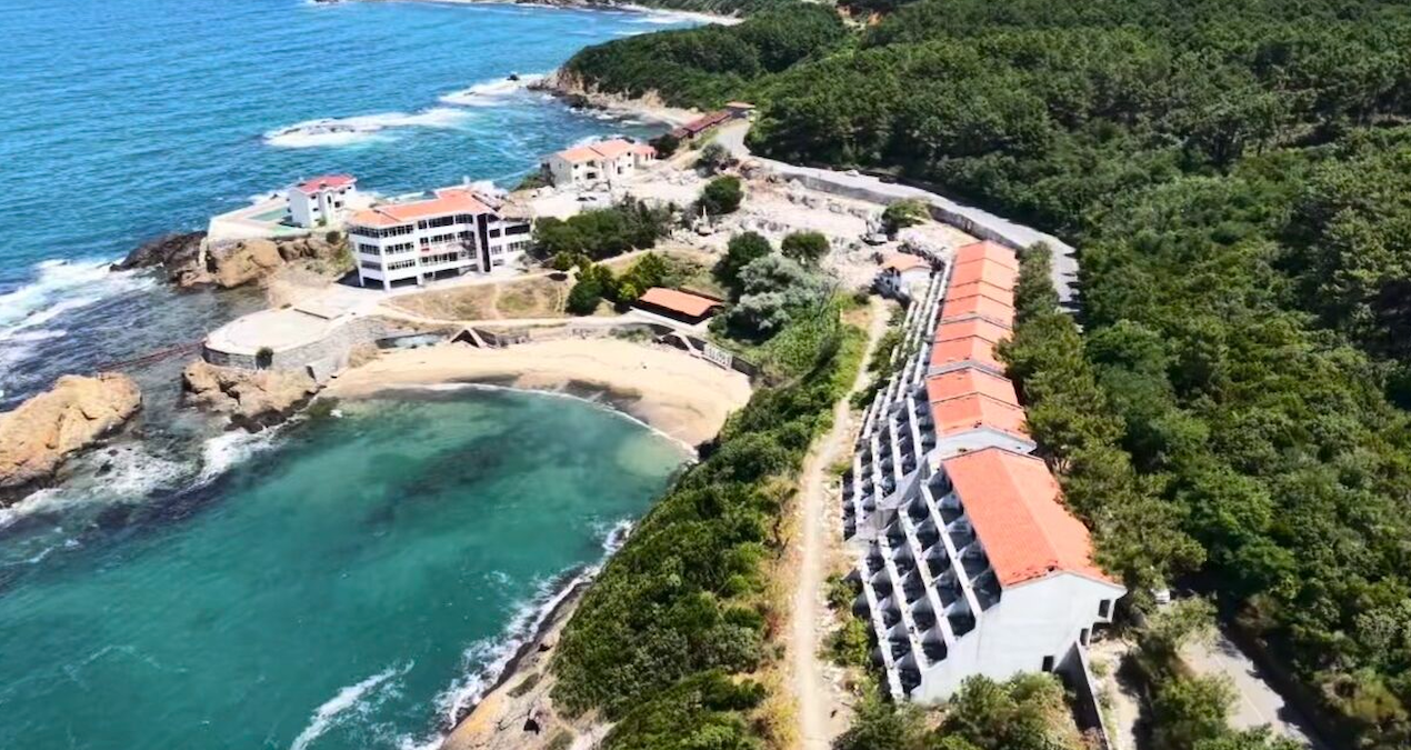 İstanbul’un 186 odalı dev oteli yıkılıyor: Bir dönem Milli Takım’ın kamp yeriydi